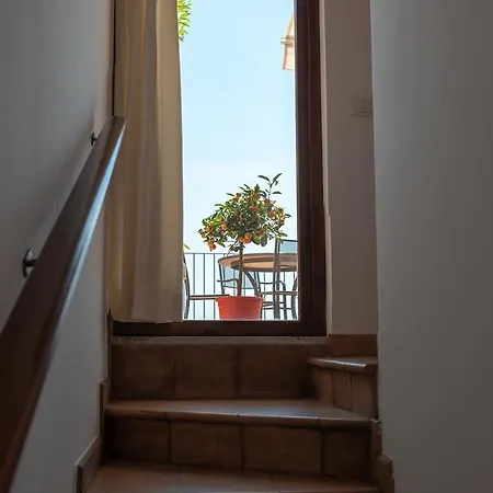 Vilagos & Loft * Taormina