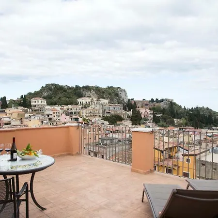 Vilagos & Loft Apartment